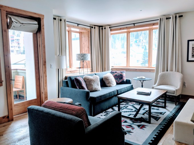 Maker:L,Date:2017-8-27,Ver:5,Lens:Kan03,Act:Kan02,E-ve